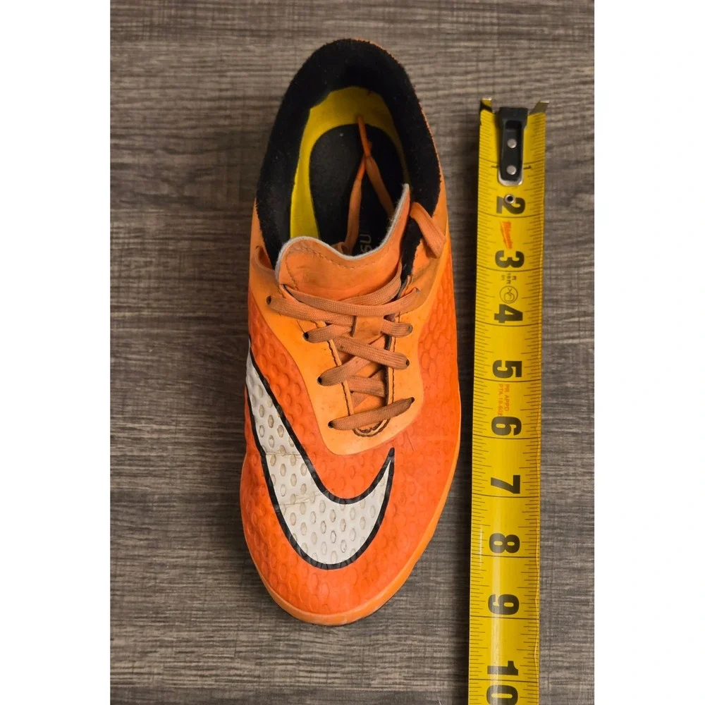 Nike Hypervenom Phantom Soccer Cleats Youth Size 3Y Orange